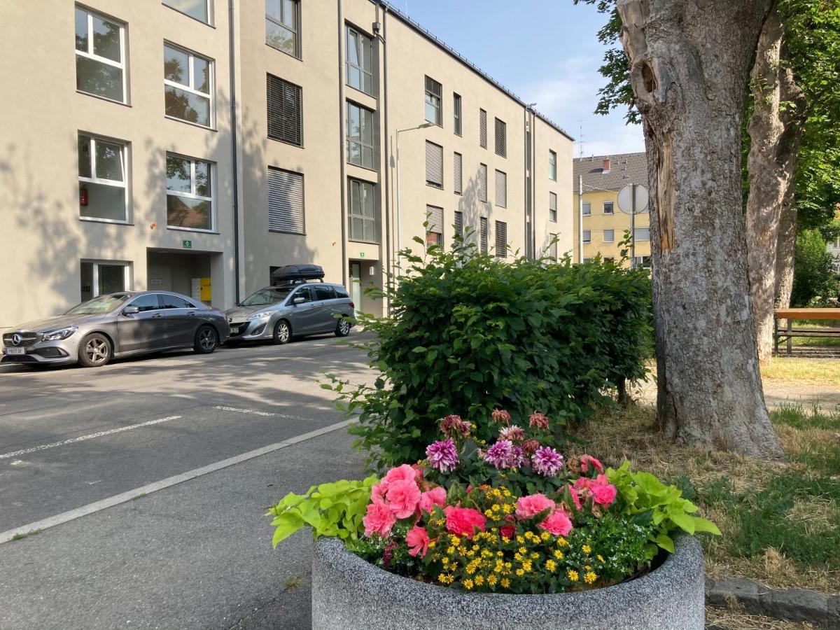 Aparthotel Apstay Eggenberg I Self Check-in I Parking Option Graz